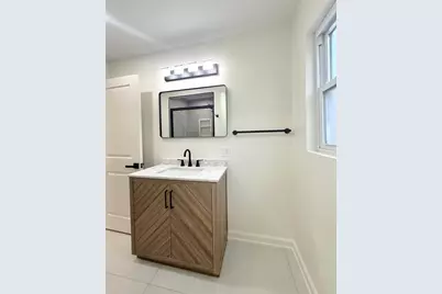 4727 N Newcastle Avenue, Harwood Heights, IL 60706 - Photo 18