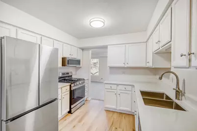 132 White Birch Lane, Westmont, IL 60559 - Photo 8