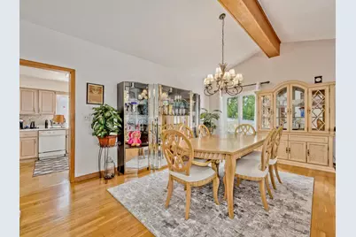 1121 N Greenfield Lane, Mount Prospect, IL 60056 - Photo 6