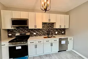 7945 S Perry Ave, Chicago, IL 60620 - Photo 28