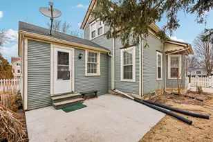 1246 Wauponsee St, Morris, IL 60450 - Photo 36