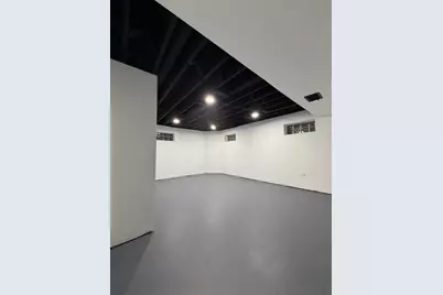 9534 S Yale Avenue, Chicago, IL 60628 - Photo 18