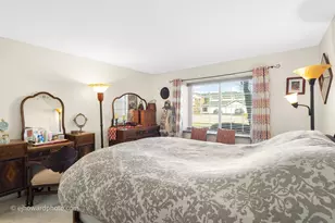 727 Maplewood Ct, Willowbrook, IL 60527 - Photo 14