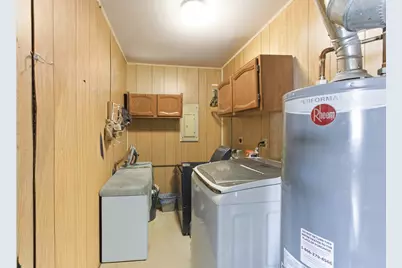 1160 Case Lane, Elgin, IL 60120 - Photo 6