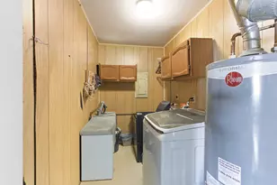 1160 Case Ln, Elgin, IL 60120 - Photo 6