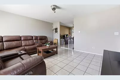 1160 Case Lane, Elgin, IL 60120 - Photo 2