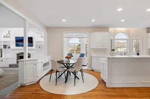 2715 Wendy Dr, Naperville, IL 60565 - Photo 12