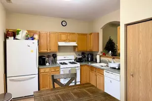 3105 Woodside Dr, Joliet, IL 60431 - Photo 2