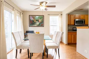 2333 Stoughton Cir, Aurora, IL 60502 - Photo 4