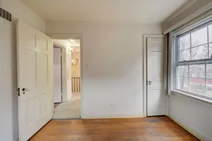 7741 S Paxton Ave, Chicago, IL 60649 - Photo 38