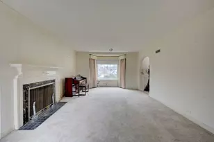 7741 S Paxton Ave, Chicago, IL 60649 - Photo 6