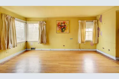 7741 S Paxton Avenue, Chicago, IL 60649 - Photo 24