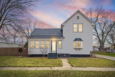 305 S Oak Street, Buckley, IL 60918 - Photo 1