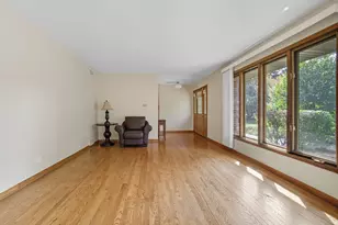 26587 N Cherrywood Ln, Wauconda, IL 60084 - Photo 8