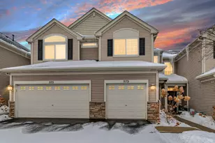 573 Telluride Dr, Gilberts, IL 60136 - Photo 1