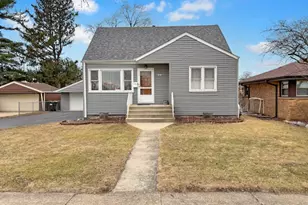 10812 Princess Ave, Chicago Ridge, IL 60415 - Photo 1