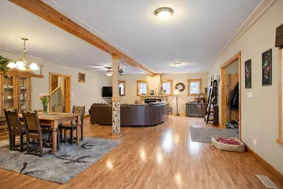 7842 Blazer Avenue, Justice, IL 60458 - Photo 6