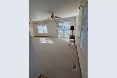 1264 Sandhurst Lane, South Elgin, IL 60177 - Photo 10