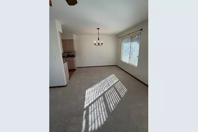 1264 Sandhurst Lane, South Elgin, IL 60177 - Photo 8
