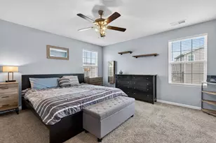 1161 Amber Dr, Cary, IL 60013 - Photo 12