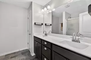 1161 Amber Dr, Cary, IL 60013 - Photo 14