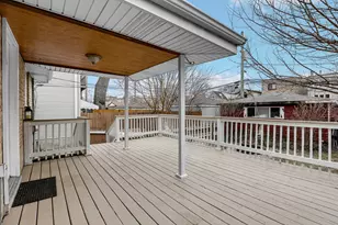 2849 W Fletcher St, Chicago, IL 60618 - Photo 2