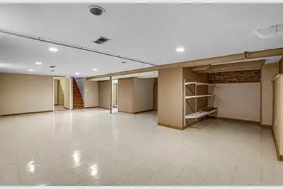 2849 W Fletcher Street, Chicago, IL 60618 - Photo 18