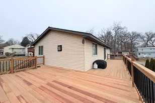 8907 Shady Ln, Wonder Lake, IL 60097 - Photo 2