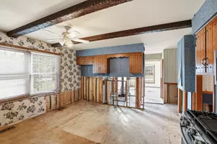 1307 Dairy Ln, Crete, IL 60417 - Photo 6