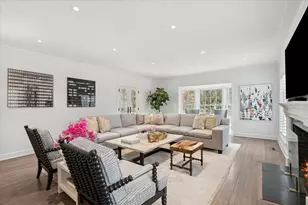 375 Washington Rd, Lake Forest, IL 60045 - Photo 4