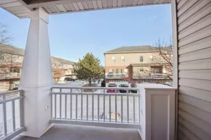 6130 Riverbend Pl, Lisle, IL 60532 - Photo 12