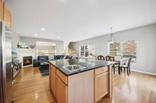 6130 Riverbend Pl, Lisle, IL 60532 - Photo 10