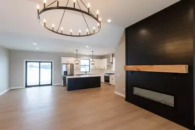 9295 N Stonewall Drive, Newark, IL 60541 - Photo 10