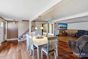 494 W Guertin St, Saint Anne, IL 60964 - Photo 4