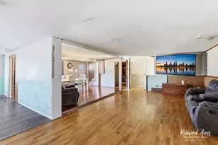 494 W Guertin St, Saint Anne, IL 60964 - Photo 10