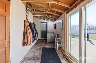 494 W Guertin St, Saint Anne, IL 60964 - Photo 14