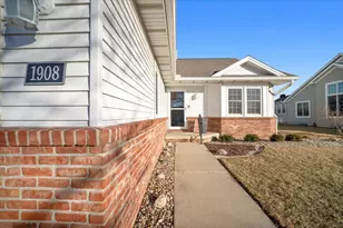 1908 Deer Cove Cc Ct, Normal, IL 61761 - Photo 42