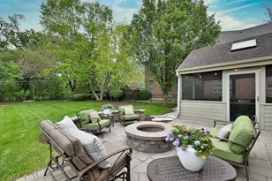 281 E Vallette St, Elmhurst, IL 60126 - Photo 46