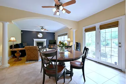281 E Vallette Street, Elmhurst, IL 60126 - Photo 14