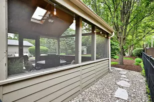 281 E Vallette St, Elmhurst, IL 60126 - Photo 54