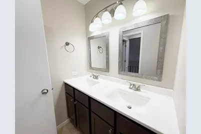 223 Butternut Lane, Streamwood, IL 60107 - Photo 8