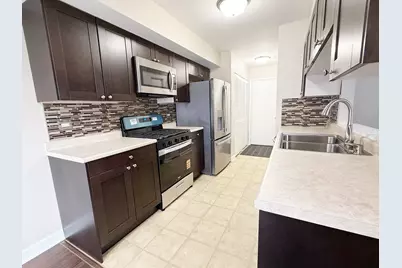 223 Butternut Lane, Streamwood, IL 60107 - Photo 4