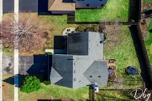 67 W Dahlia Ln, Round Lake Beach, IL 60073 - Photo 66