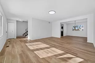 811 Copley Ln, Joliet, IL 60431 - Photo 6