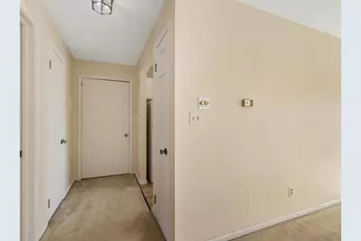 706 Kiwanis Drive #4, Freeport, IL 61032 - Photo 6