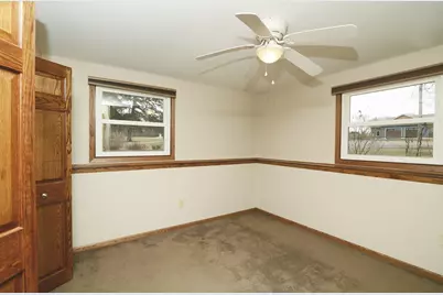 1070 Center Drive, South Elgin, IL 60177 - Photo 24