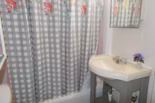 2206 Enoch Ave, Zion, IL 60099 - Photo 8