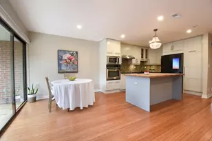 325 N Oak Park Ave, Oak Park, IL 60302 - Photo 8