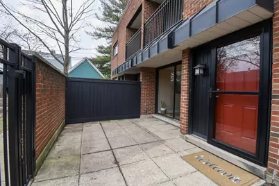 325 N Oak Park Avenue #F, Oak Park, IL 60302 - Photo 4