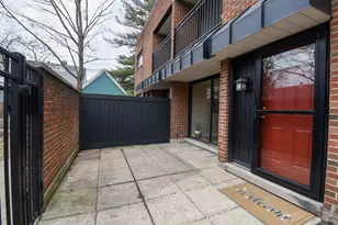 325 N Oak Park Ave, Oak Park, IL 60302 - Photo 4